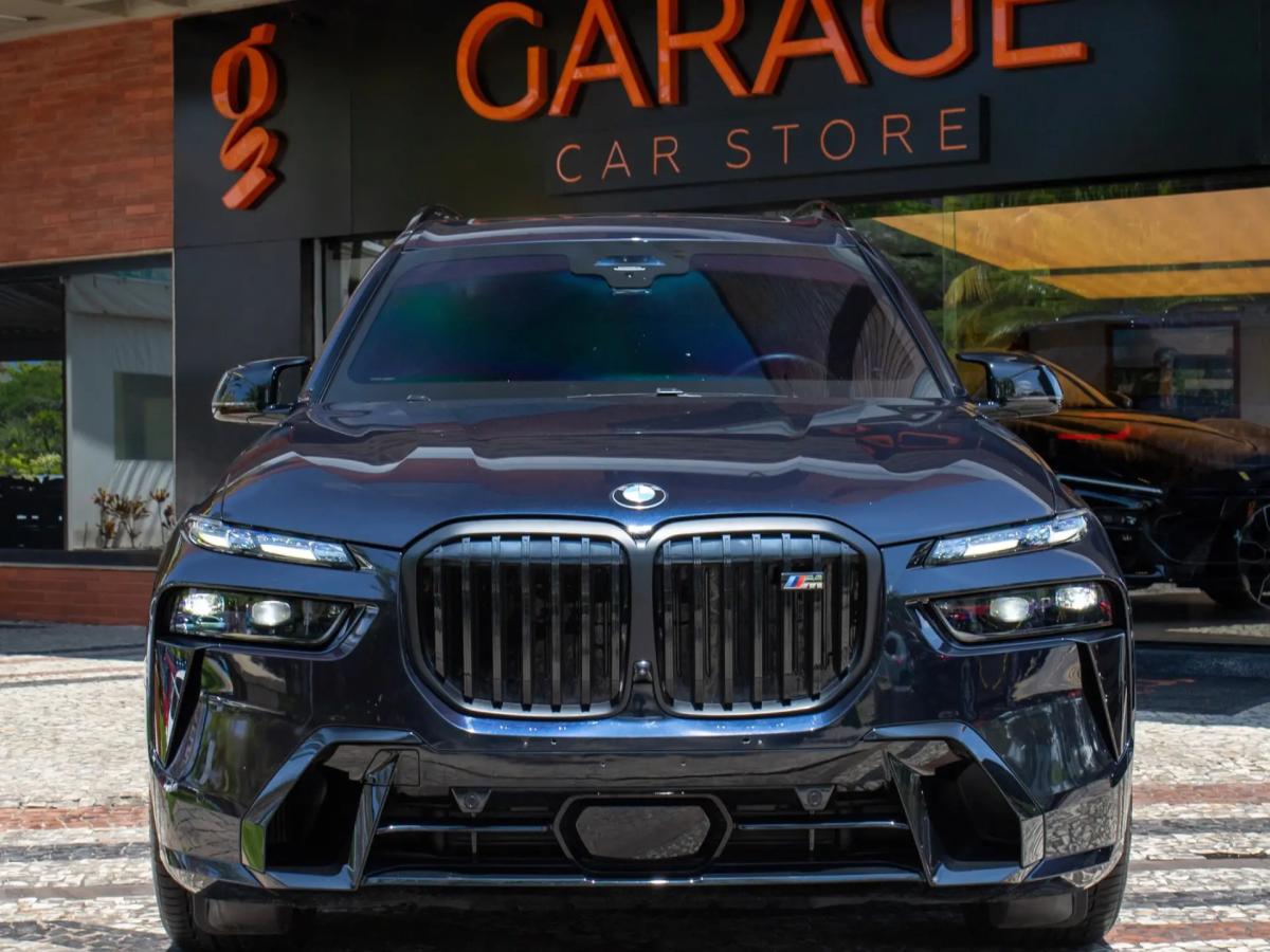 X7 M60i