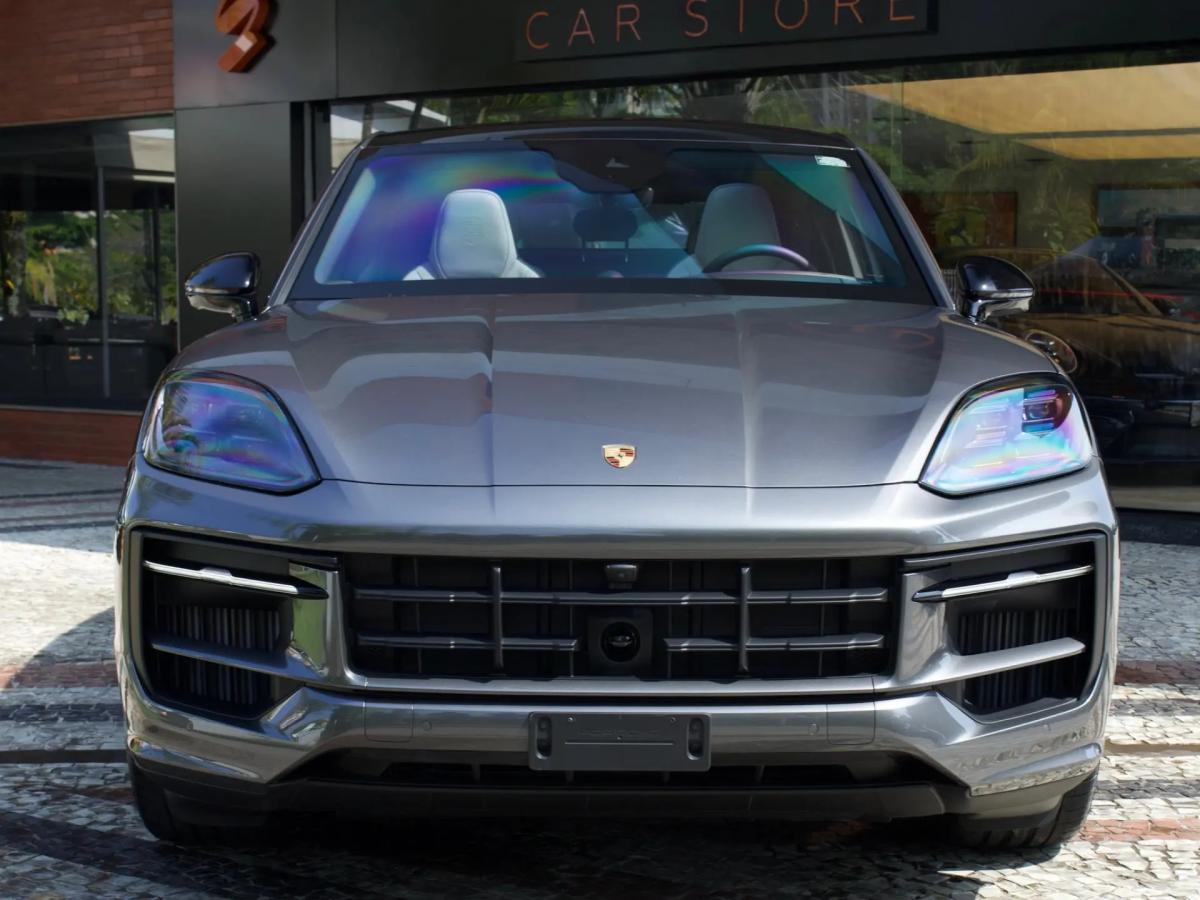 Cayenne Coupé Black Edition